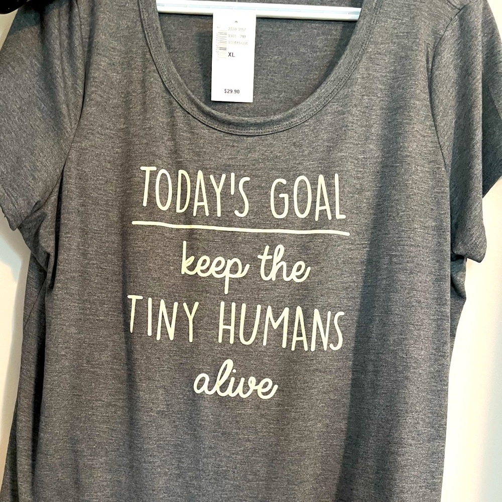 Grey tee from bootlegger, new with tags never worn